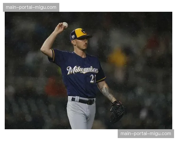 扬基球场“右外野短 porch”特性，如何影响本赛季本垒打分布数据